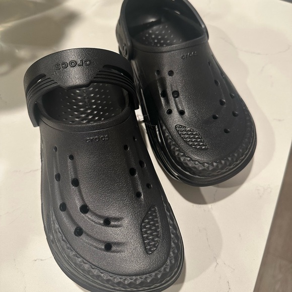 Crocs Off Grid Clog - Black - Picture 1 of 3